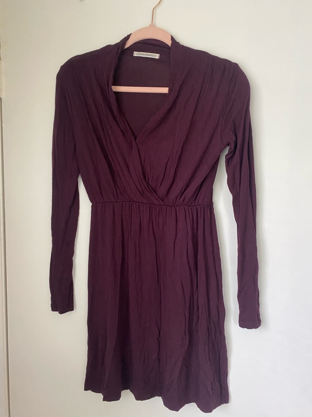 Long-Sleeve V-Neck  Dress in Plum